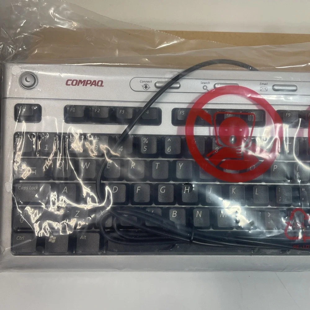 Compaq SDM4700P/KB-0311 5187-5023 PS/2‎ Multimedia Keyboard NEW Super Rare!